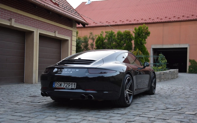 Porsche 911 cena 309911 przebieg: 78300, rok produkcji 2012 z Lubniewice małe 277